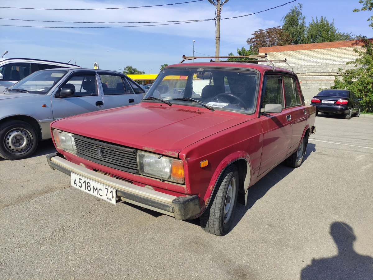 Побывал на задворках авторынка. Смотрю, в каком состоянии сюда пригоняют  машины на перепродажу | Гаражбатя | Дзен