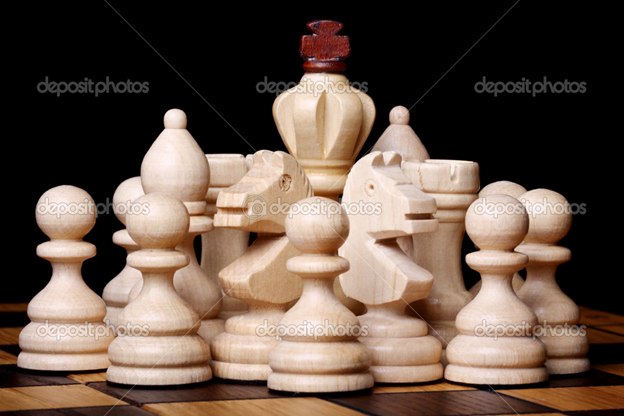 Фото с сайта: https://ru.depositphotos.com/4299286/stock-photo-king-and-retinue.html Автор – Pshenichka (https://ru.depositphotos.com/portfolio-1001838.html?content=photo)
