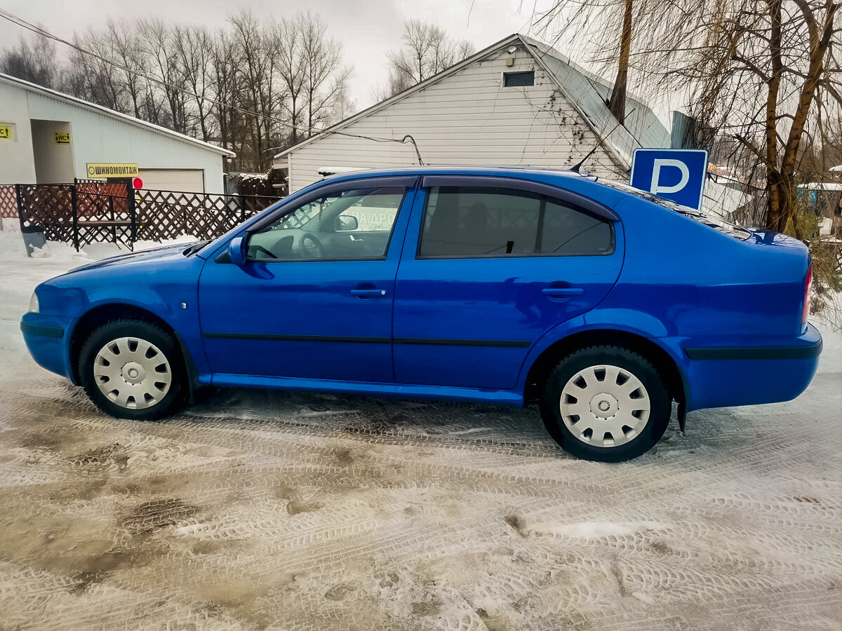 Skoda Octavia Tour (фото с авто.ру)