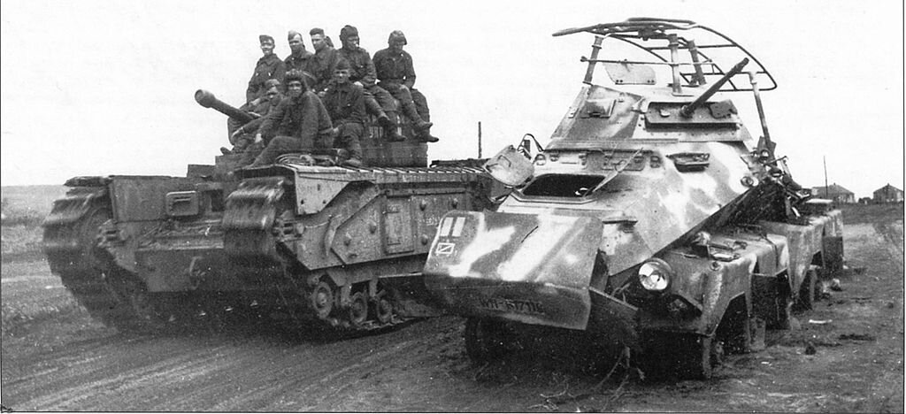 Танк Churchill Mk IV в четвертом сражении под Харьковом в августе 1943 года.