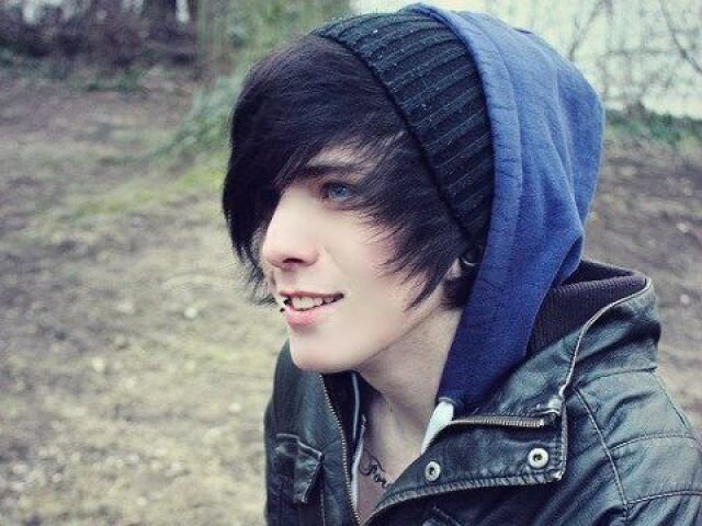 Образ Сашика. Мало похож парнишка на зятя в представлении Тамары Петровны... Фото из свободных источников