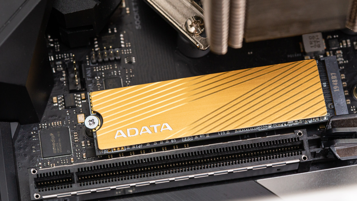 Порт m2. M2 NVME слот. Слот m.2 для SSD. Ссд m2 NVME. SSD m2 1tb
