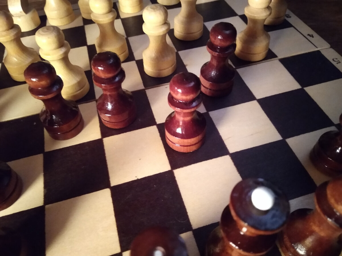 вот,  в шахматы играем