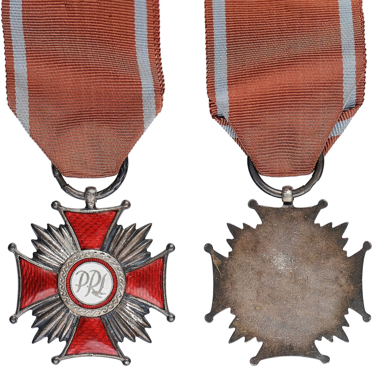 Серебряный Крест Заслуги. Источник фото: http://www.auction-imperia.ru/wdate.php?t=offline&i=120810