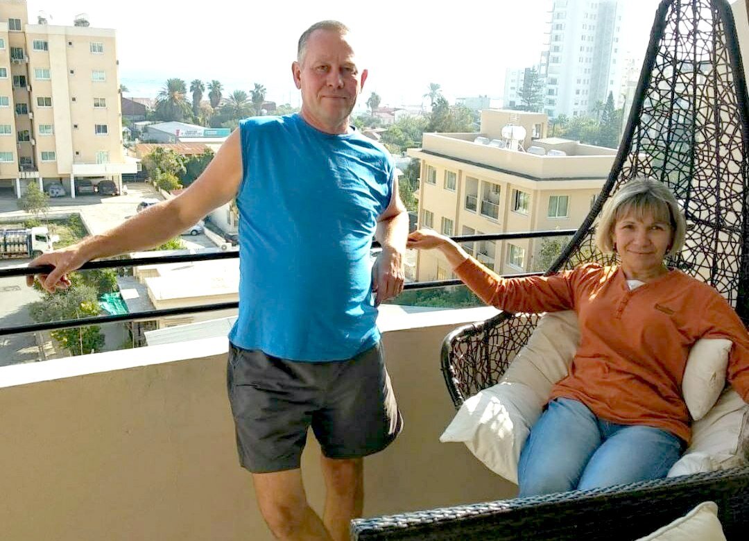 Сергей с супругой