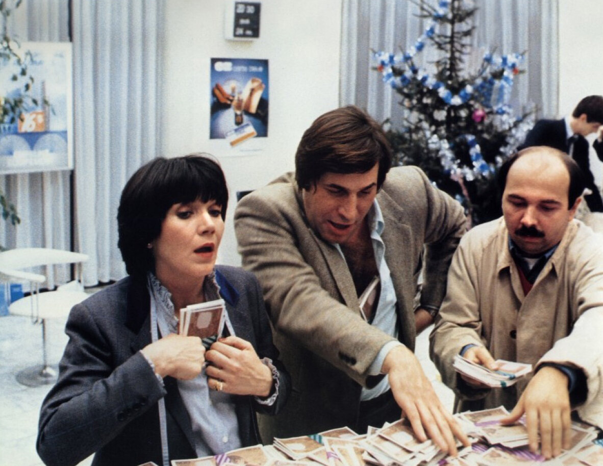 Кадр из фильма "За миллион тебе ничего не будет" (1982)