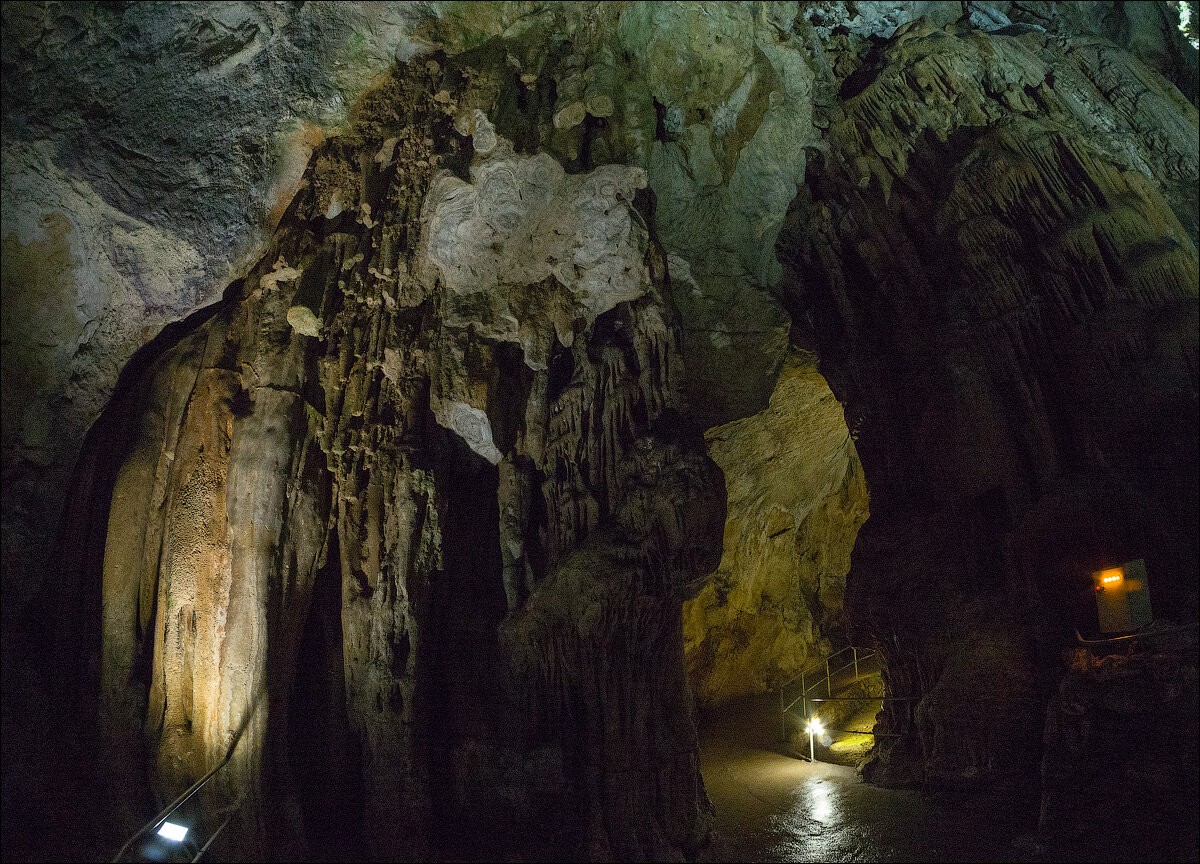 калачеевская пещера ловушка. швейцария пещеры. игра nightmares from the deep: the cursed heart. калачеевская пещера ловушка. мрачная пещера.