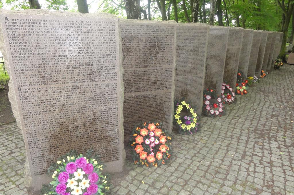 Захоронения х. Город Мамоново Калининградской области мемориальное кладбище. Мемориальное кладбище жертв второй мировой войны Калининград. Кладбище первой мировой войны Калининград. Кладбище первая мировая Гусев Калининградская область.