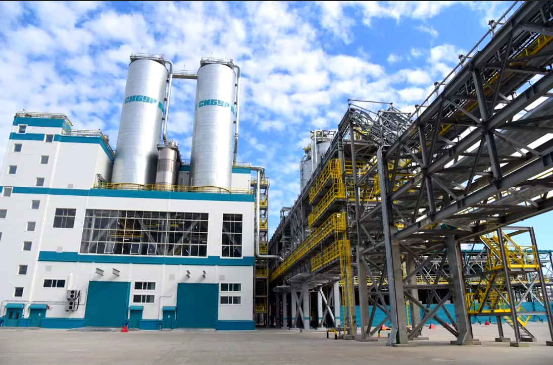 заводы производства полипропилена. производственное оборудование. оборудование для производства полипропиленовых мешков. алабуга 2 нефтехимия индустриальный парк. завод полипропиленовых мешков.