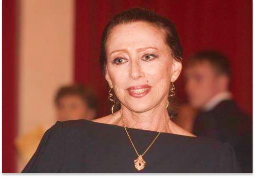 На фото: Майя Михайловна Плисецкая (1925 — 2015) — советская прима-балерина, выступавшая на сцене Большого театра с 1948 по 1990 годы.