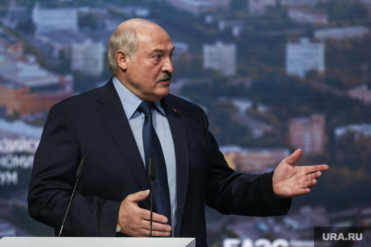    Лукашенко предложил Путину сотрудничество «на троих»: Россия, Белоруссия и Северная Корея
