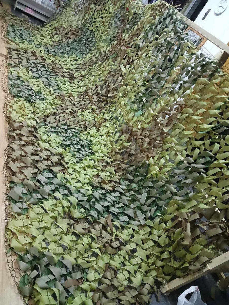  📷    Мастерицы Сорочинского округа плетут маскировочные сети для бойцов СВО Кристина Просвиркина