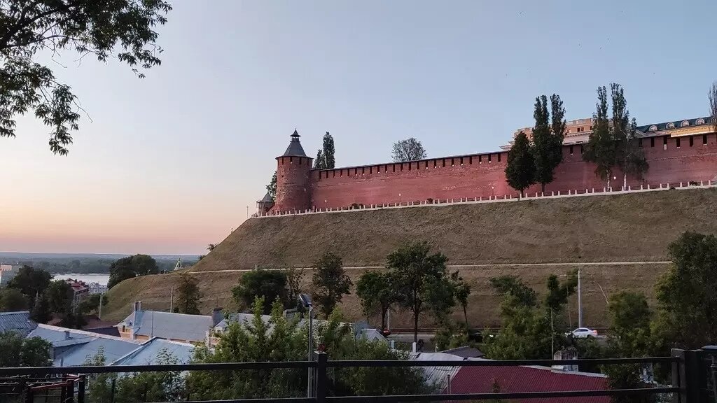     Нижний Новгород набрал больше всего голосов в конкурсе «Культурная столица года-2024». Об этом говорят результаты публичного опроса, который завершился сегодня, 25 сентября. Итоги конкурса будут объявлены 28 сентября в Москве.