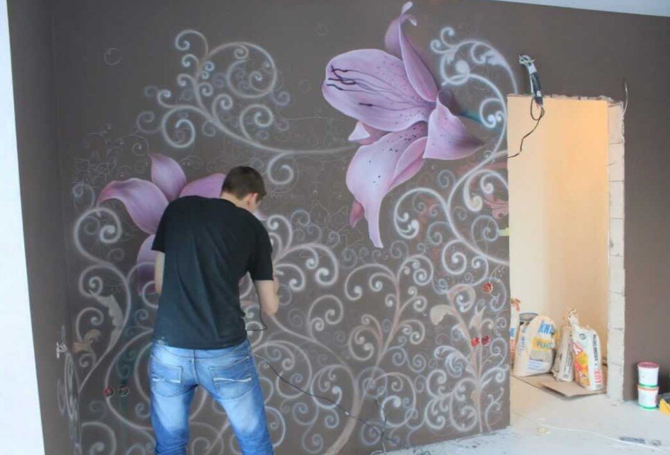 Техника росписи стен в интерьере