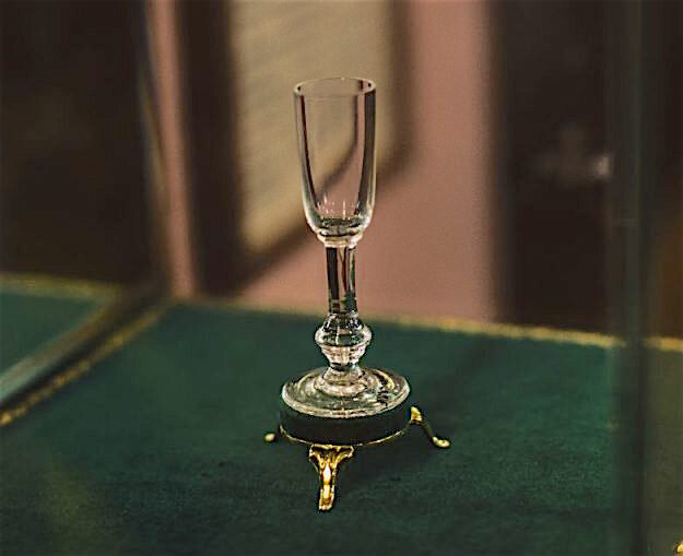 Рюмка "муха"