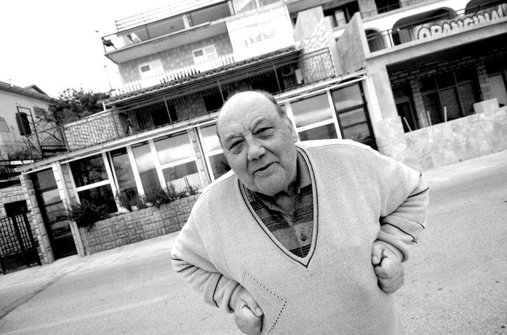 Хорват фране селак. Фране селак. Хорват фране селак. Самый везучий человек в мире фране селак. Фране селак в юности.