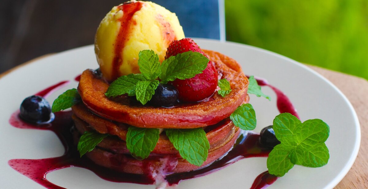 Red Almond Pancake