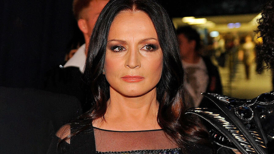 Фото: https://yandex.ua/news/story/Direktor_Rotaru_prokommentiroval_obvineniya_v_adres_zvezdy--cccce64274f726f58974d1678a1254c7?lr=143&lang=ru&stid=cssJyZPYvYLijYLb_VrY&persistent_id=80595498&rubric=personal_feed&from=story