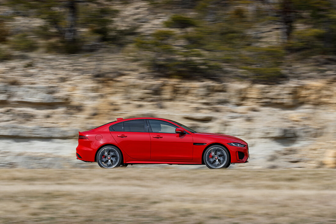 Jaguar xe r Sport 2019