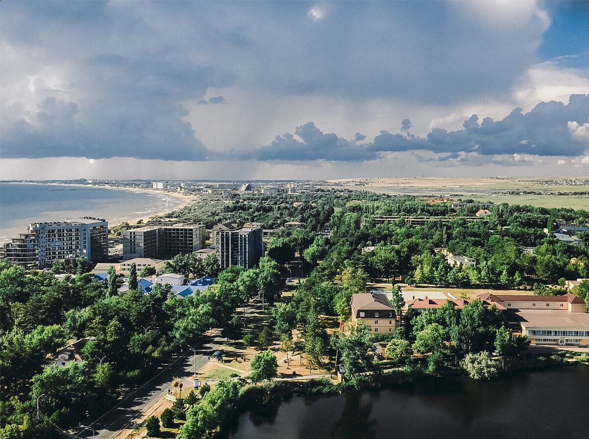 Над городом анапа. Город Анапа архитектура. Анапа инфраструктура города. Столица Анапы. Макед города Анапа.