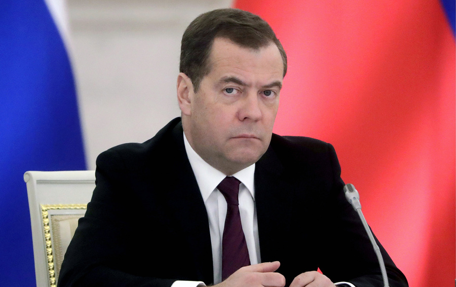 Дмитрий Медведев объявил об отставке правительства. Источник фото: https://www.forbes.ru/newsroom/obshchestvo/391223-medvedev-obyavil-ob-otstavke-pravitelstva