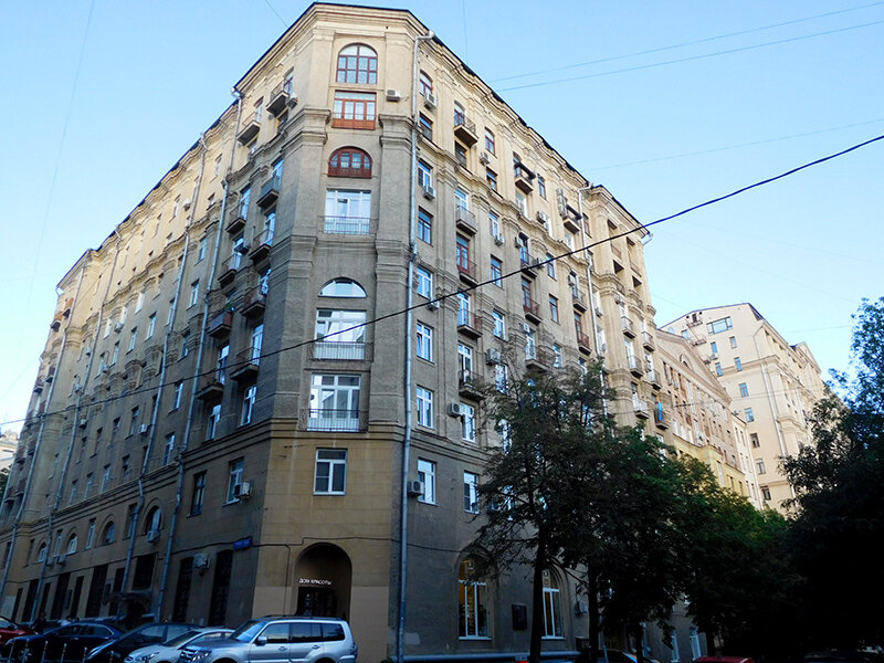 Брюсов переулок, 8-10, стр. 1 в Москве