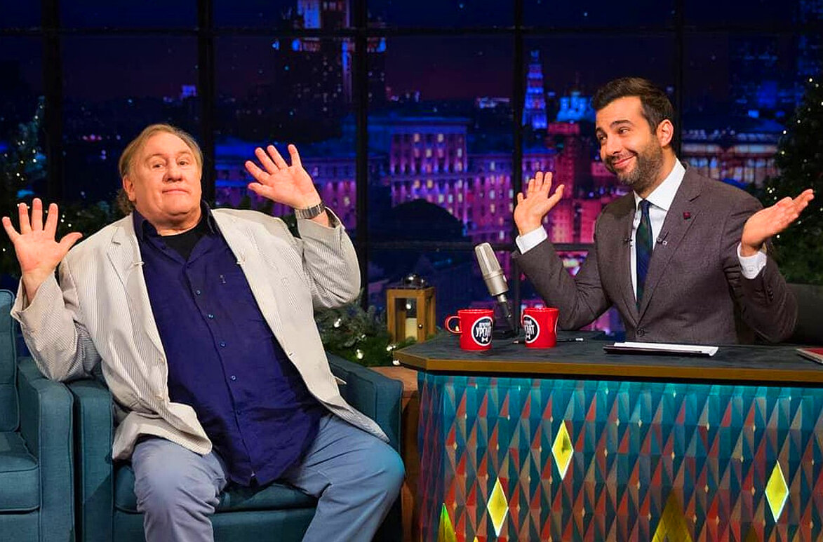 Шоу "Вечерний Ургант" с Жераром Депардье в гостях