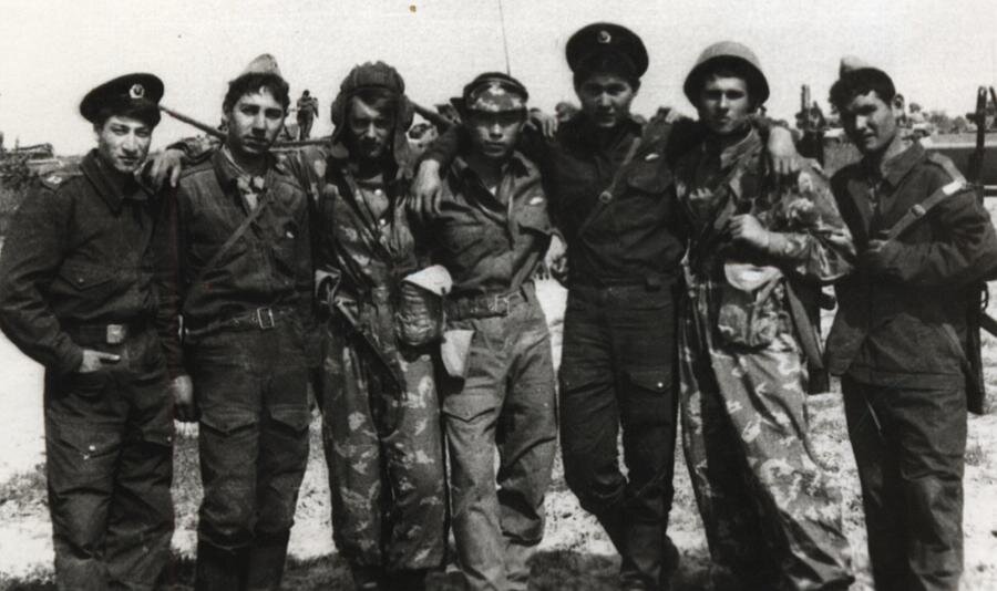 Угадайте, кто тут русский оккупант Палыч?