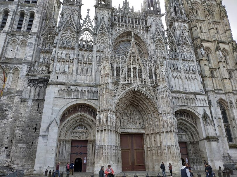 Фасад Руанского собора, май 2019 г.