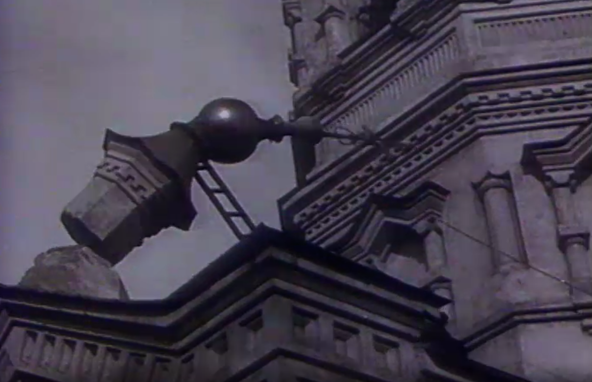 Кадр из документального фильма "Пережитое. День и век" (1991)