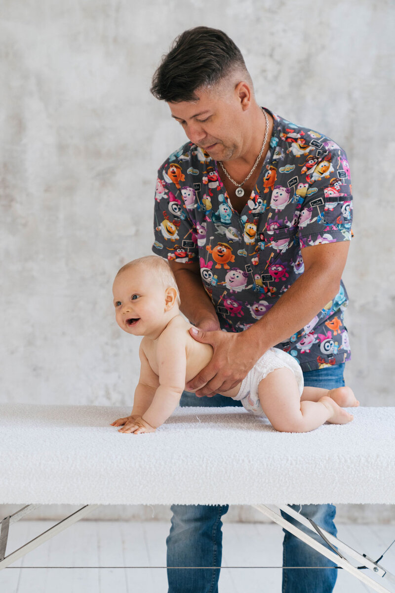 Специалист по раннему детскому развитию Игорь Новокриницкий