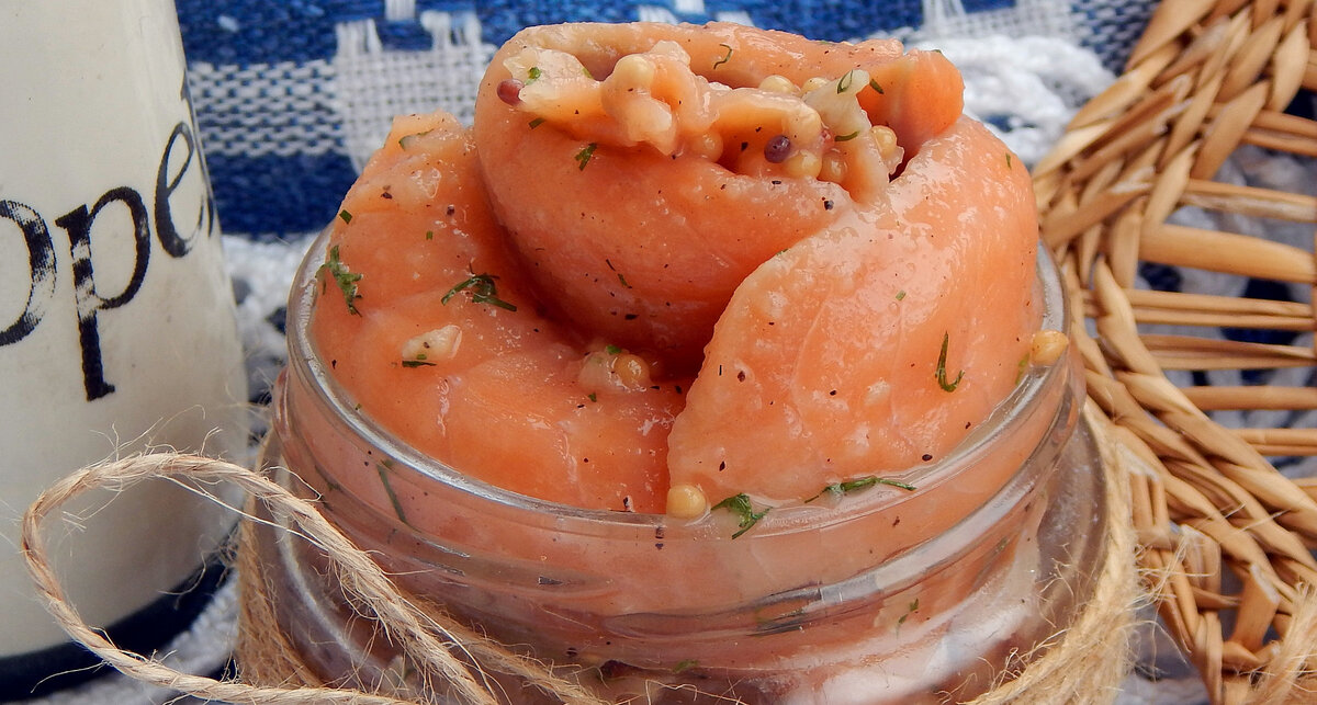 Попробовала маринованную семгу с горчицей — выпросила рецепт: всего 4 часа, а результат обалденный