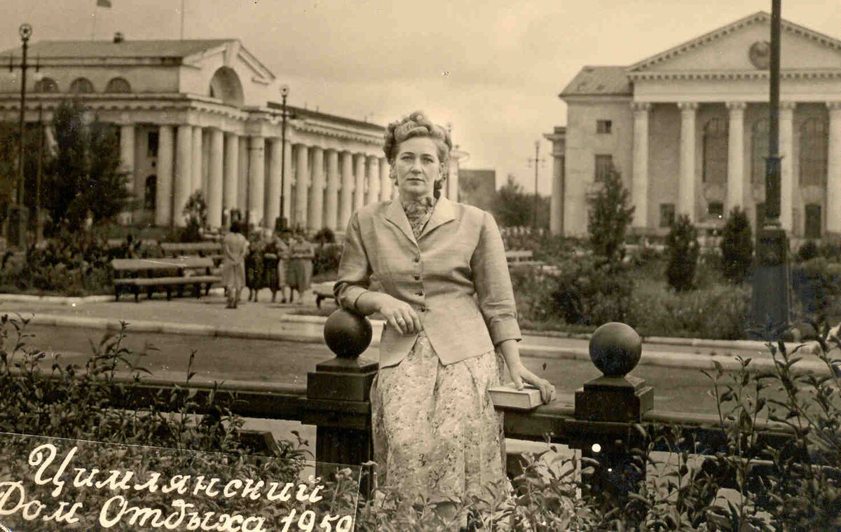 Анастасия Петровна Туманова на Родине, 1959