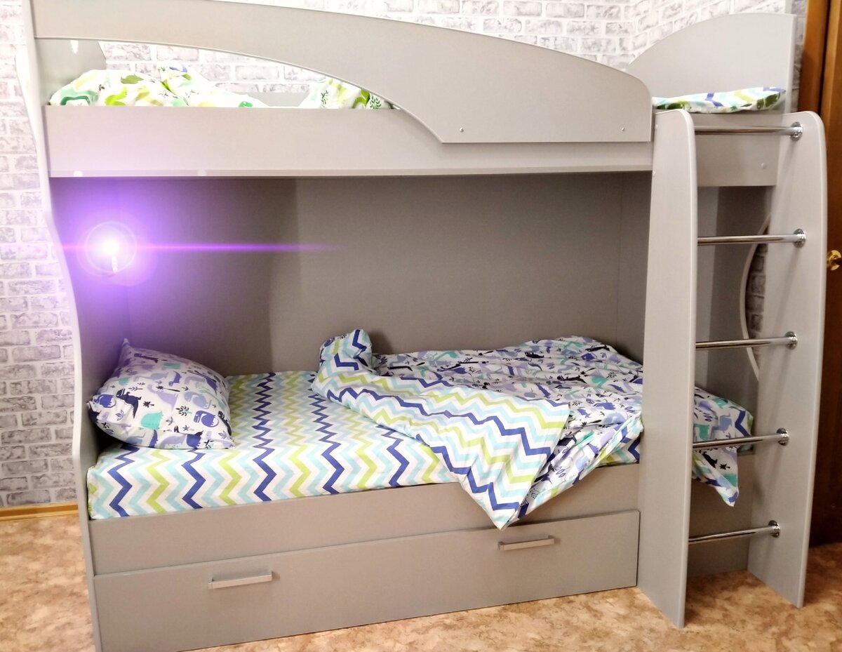 Одеяла и подушки ждут ребят