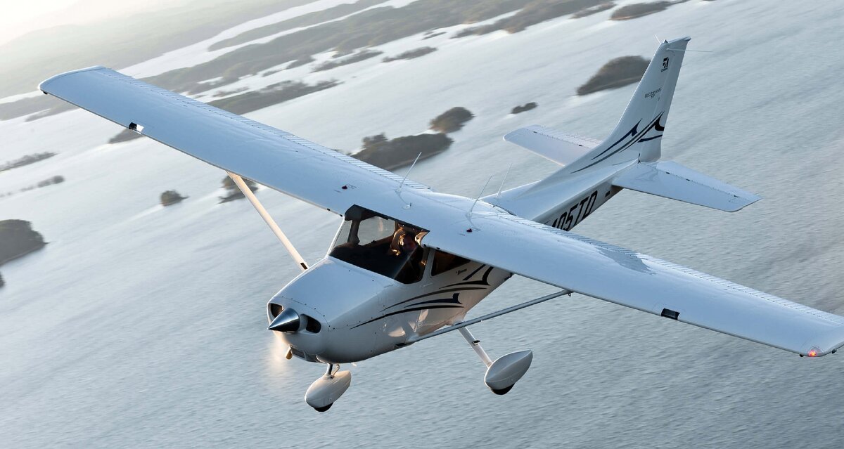 Cessna летает невысоко и не быстро, зато какое удовольствие! // Фото: textron aviation