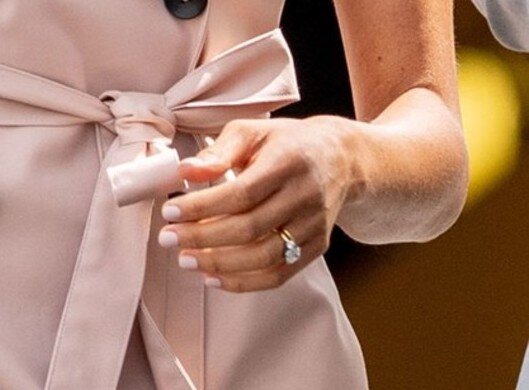 Ногти Меган Маркл