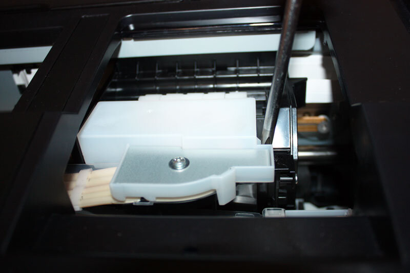 Чистка печатающей головки принтера. Epson l800 каретка. Epson l200 каретка лапы сканера. Epson l1300 каретка. Каретка принтера Epson l800.