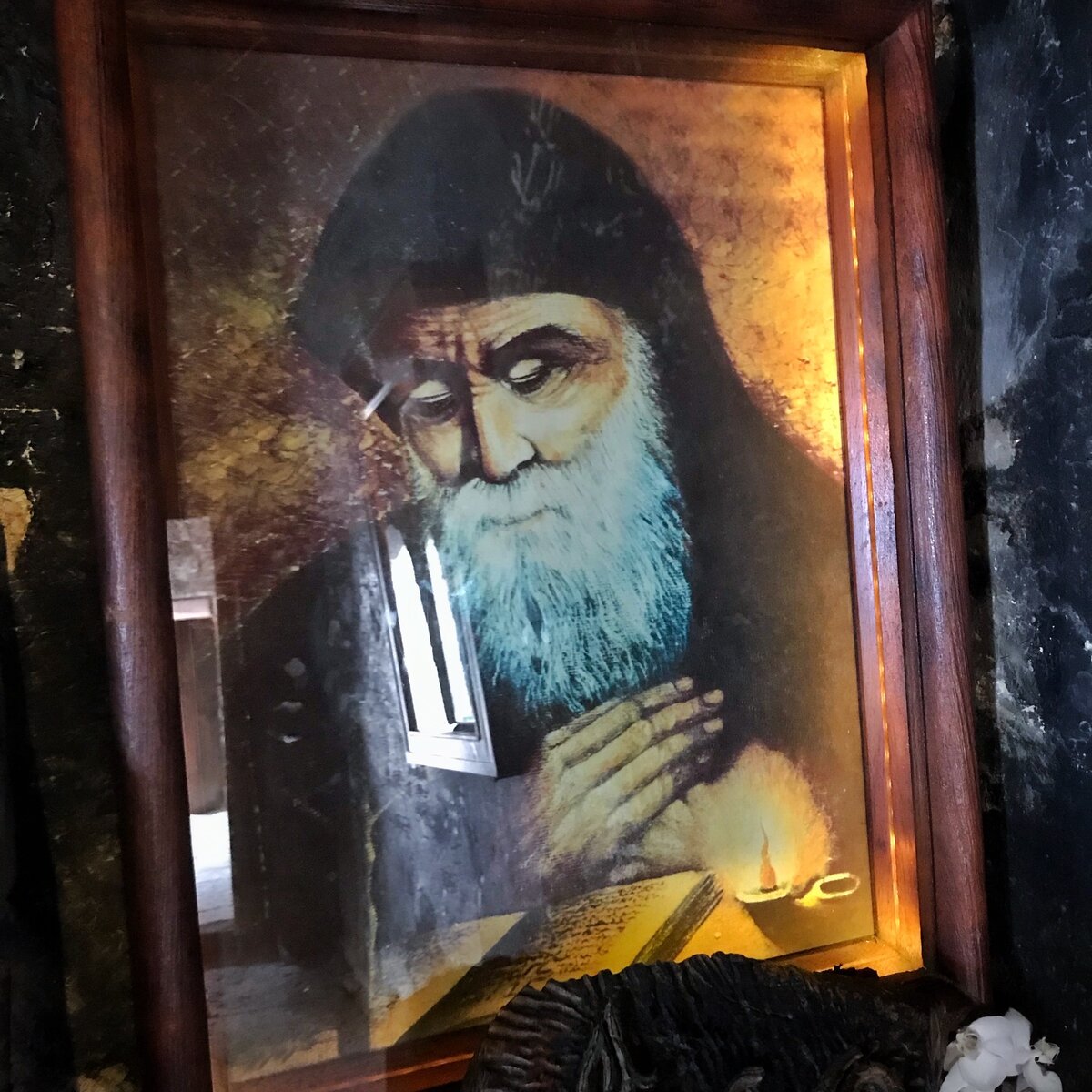 Saint Charbel body