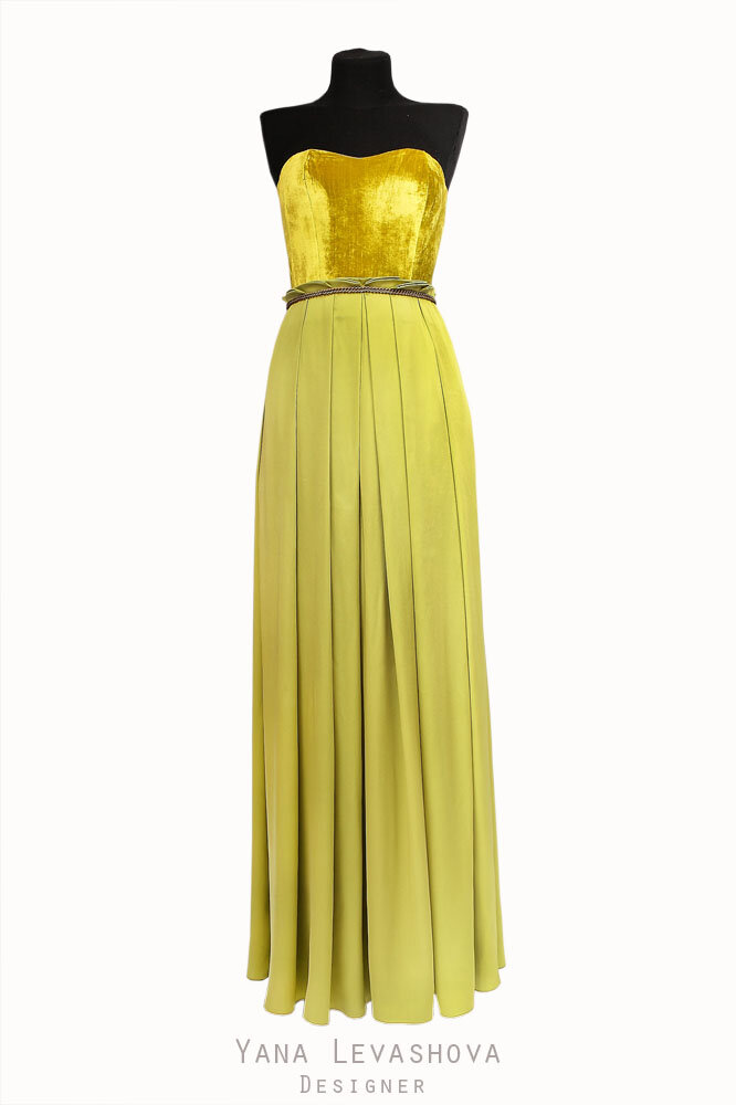 Здесь небольшая часть нарядных и необычных вещей, которые я шила на заказ.