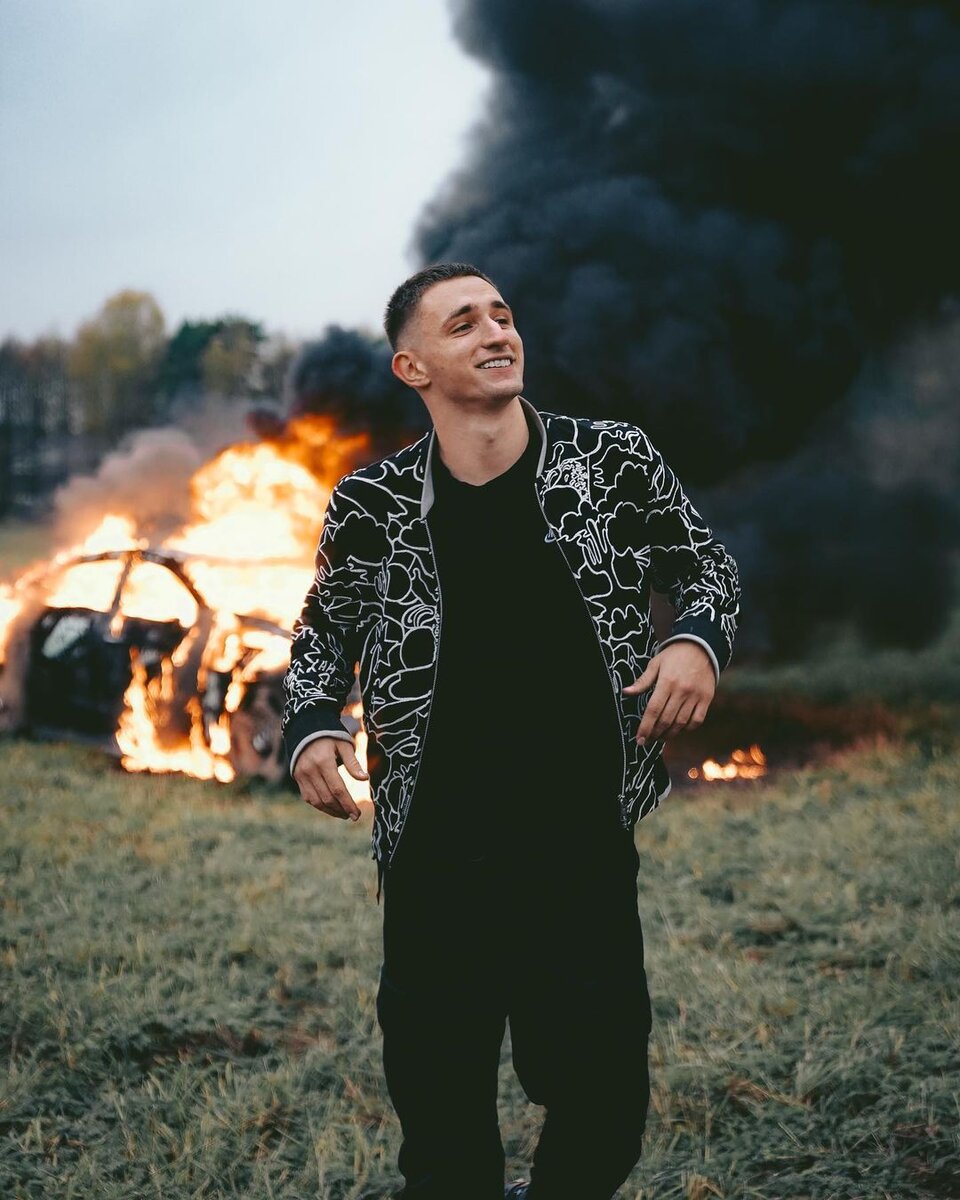 Михаил Литвин https://clck.ru/EiKZz