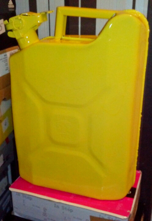 кстати, нестандартный цвет всегда привлекает внимание