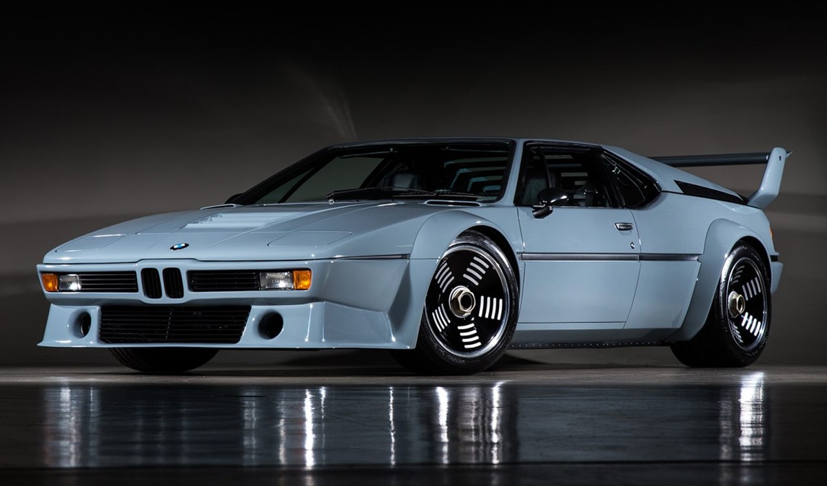 "BMW M1" 