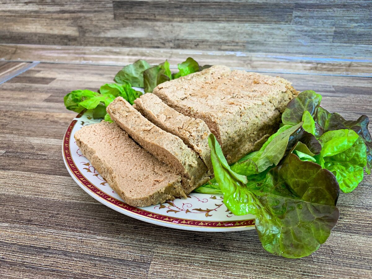 Паштет из куриной печени и сливок. Паштет печеночный. Паштет из куриной печени. Паштет с куриной печени. Паштет из куриной печени в домашних.