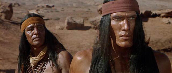 Картинка честно стянута с «КиноПоиска»