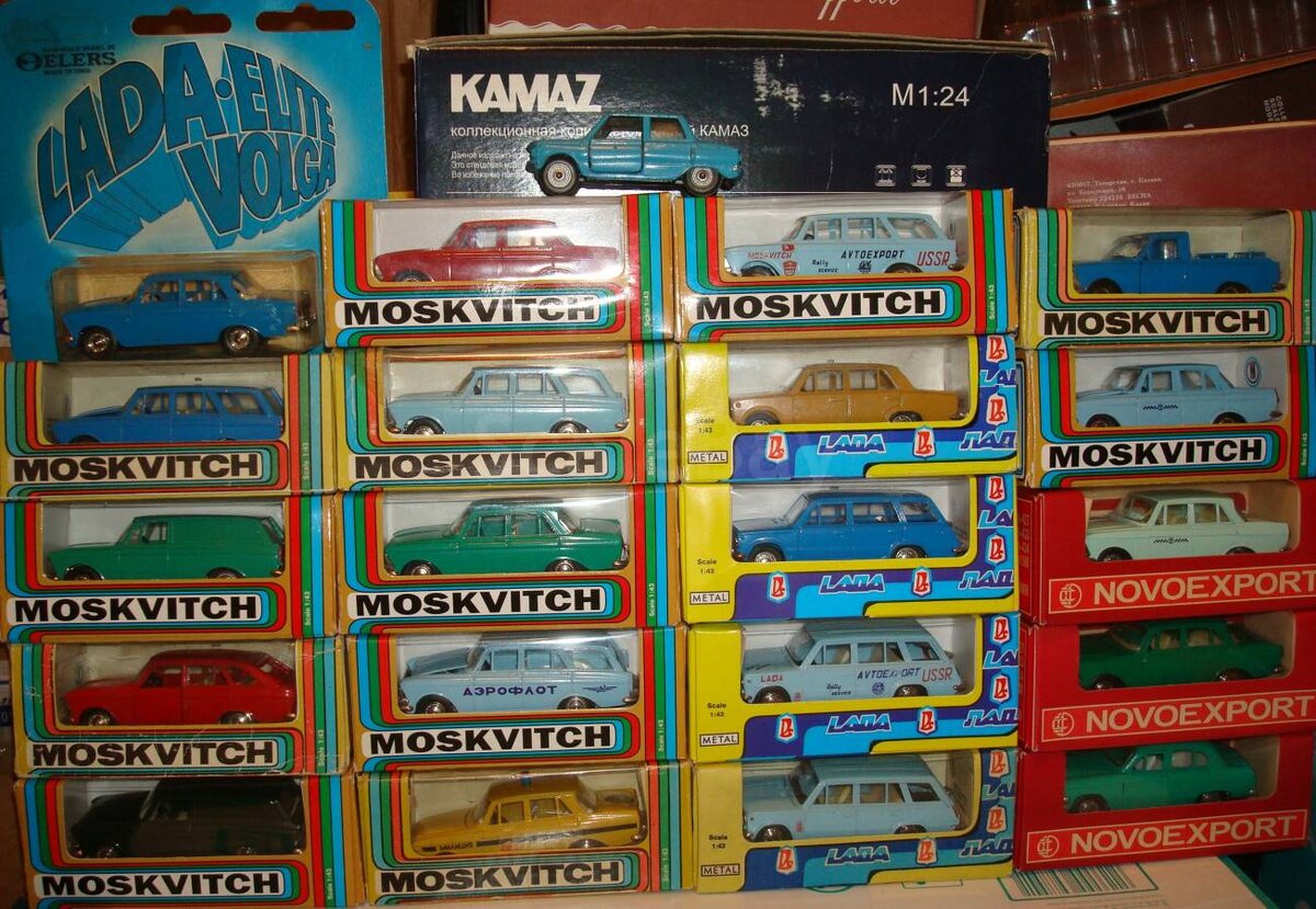 Аукцион моделей. Аукцион моделей. Бокс наш автопром. Волга газ 3102 1 43. Аукцион моделей.