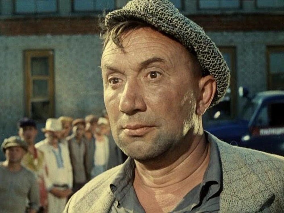 Алексей Смирнов в фильме «Операция “Ы” и другие приключения Шурика»