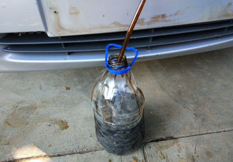 Что будет если перелить масло в двигатель и как его откачать | АВТО ...