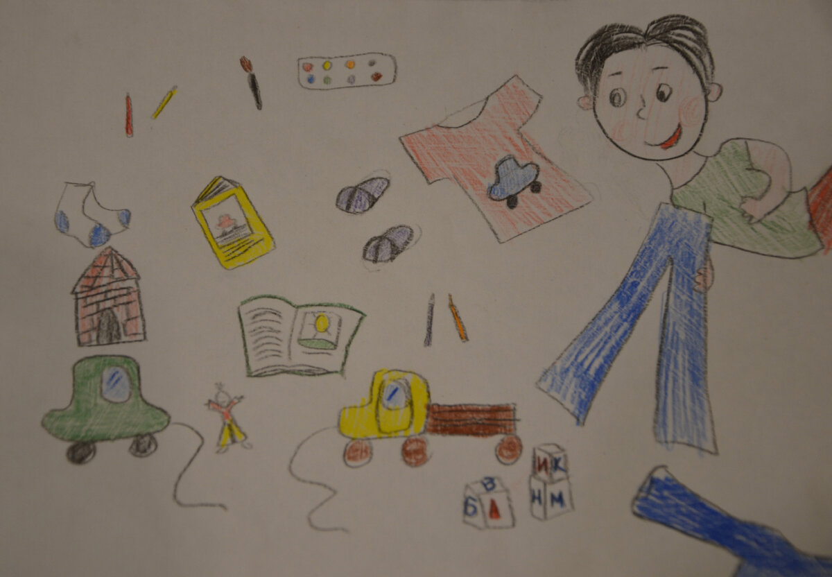 Фото автора, Руслан и его вещи.