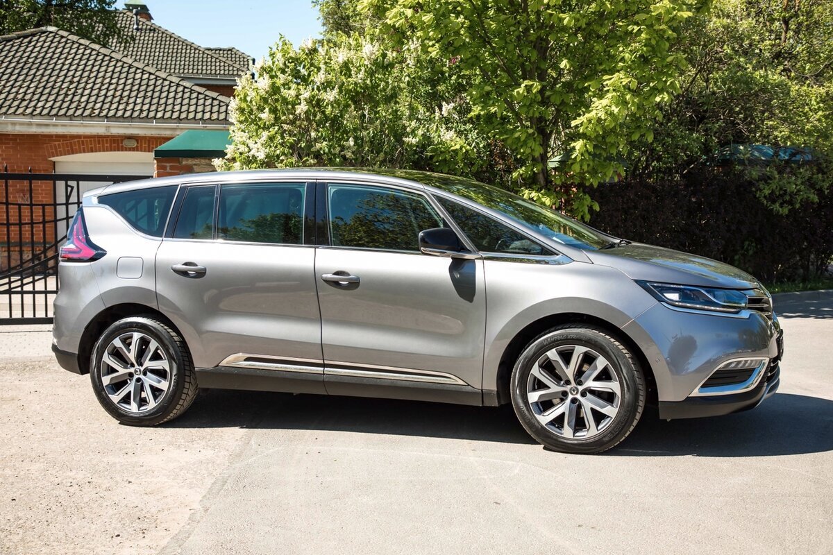 Renault Espace. Источник иллюстрации - auto.ru