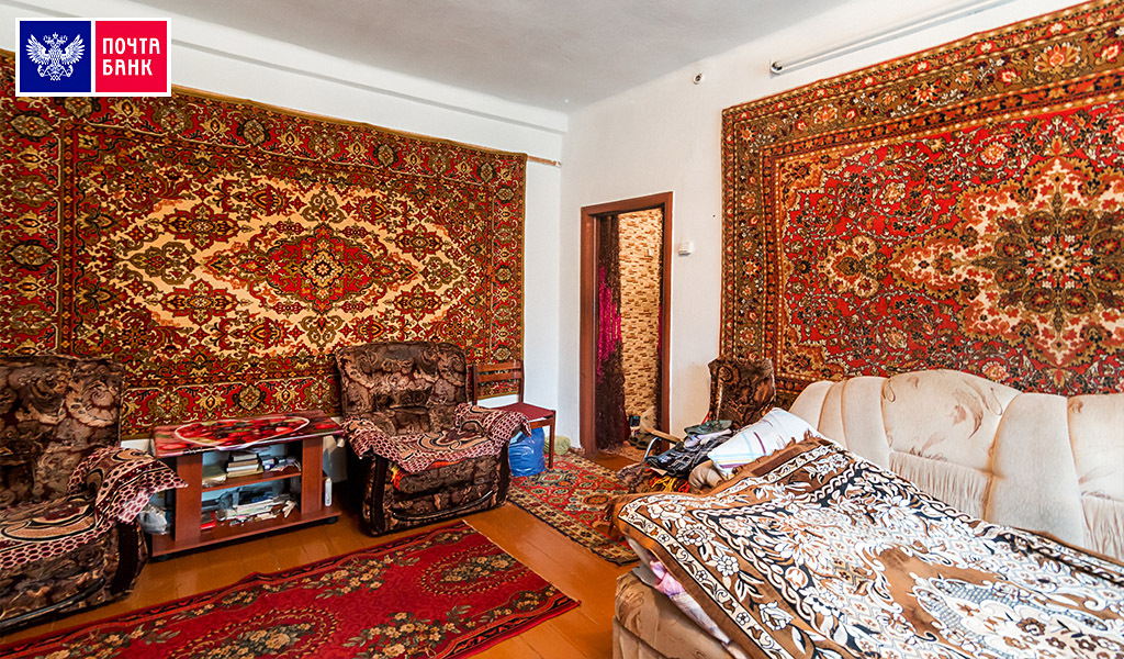 Вот как-то так выглядела квартира до ремонта